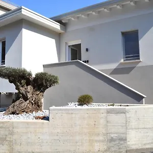 https://apfel-ar-holiday-home.hotelinveneto.com